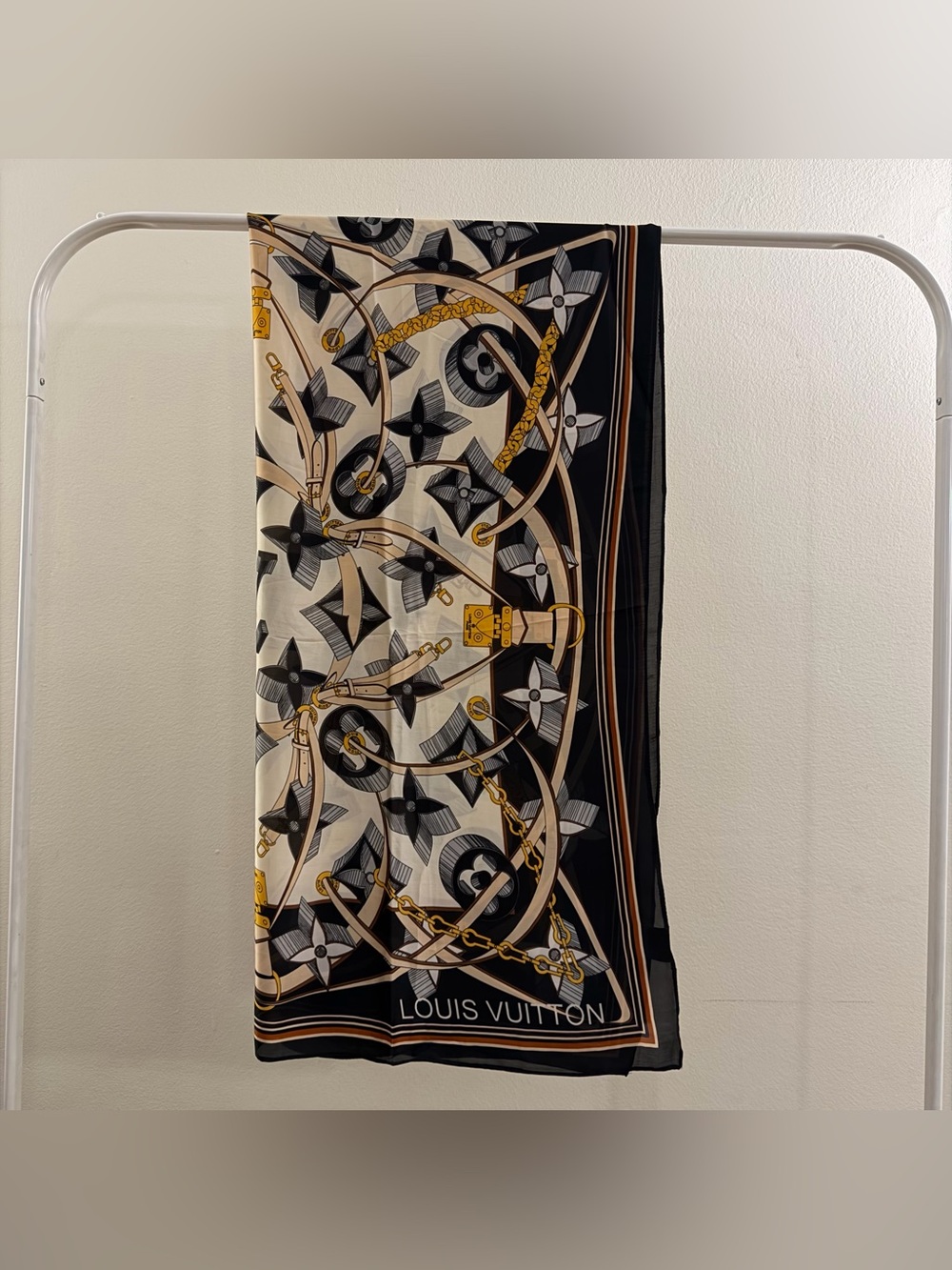 Gorgeous Black, White & Gold Silk Scarf - NWT - Picture 7 of 11